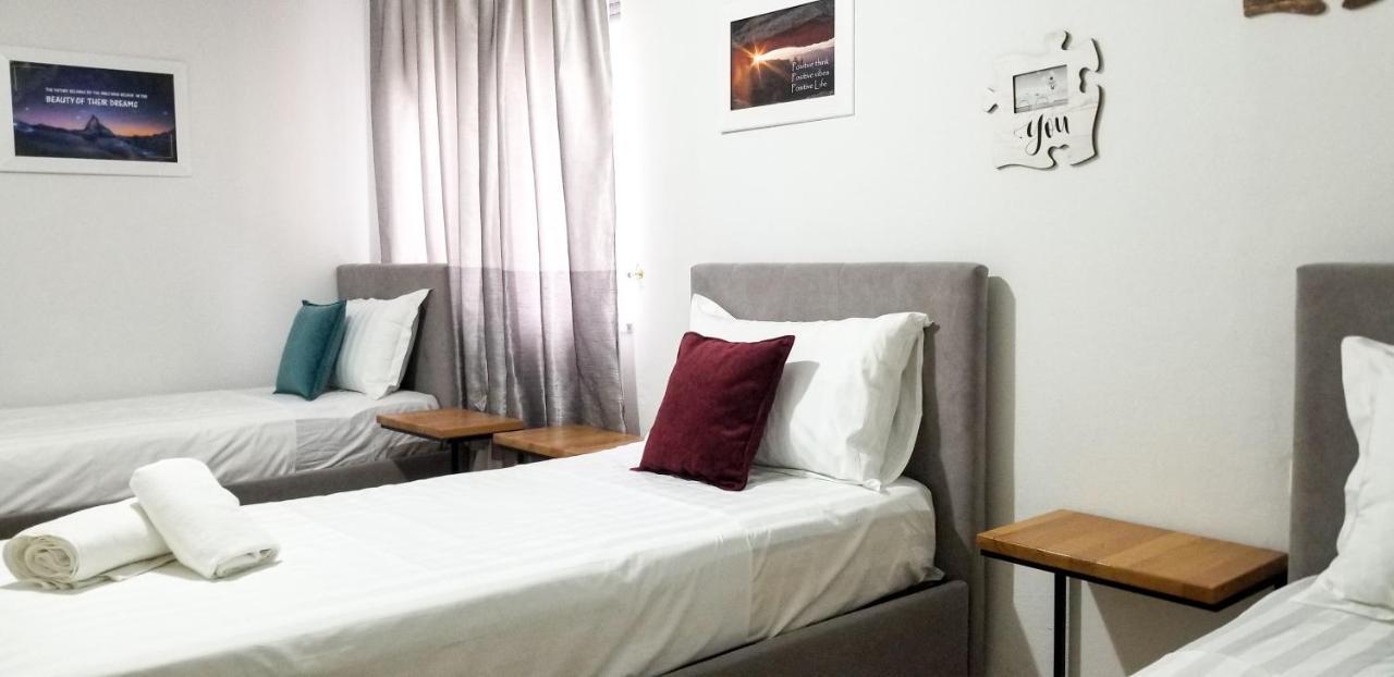 Spacious And Cozy Apartment - Ajia Apartment Тирана Екстер'єр фото