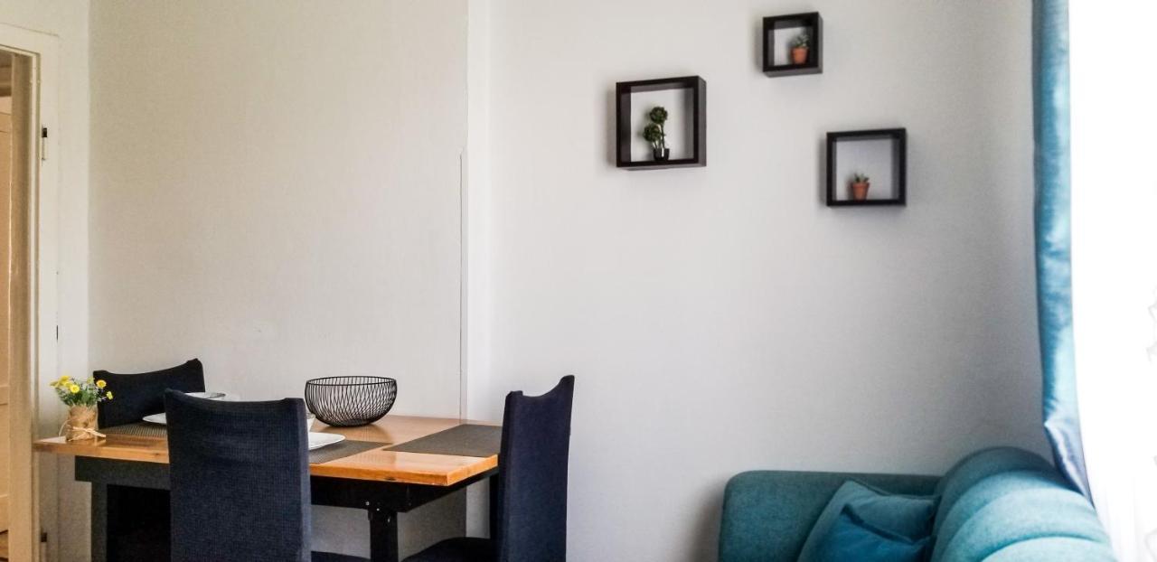 Spacious And Cozy Apartment - Ajia Apartment Тирана Екстер'єр фото
