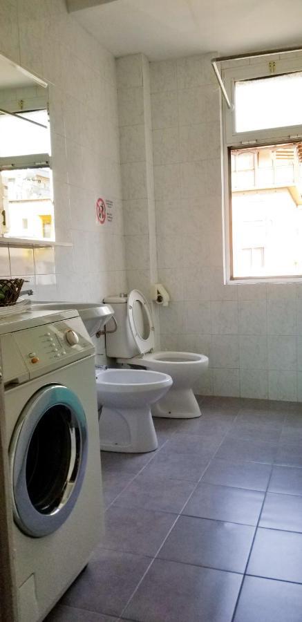Spacious And Cozy Apartment - Ajia Apartment Тирана Екстер'єр фото