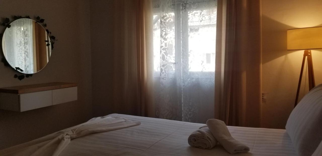 Spacious And Cozy Apartment - Ajia Apartment Тирана Екстер'єр фото